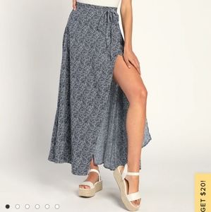 Lulu's Navy Blue Print Faux-Wrap Maxi Skirt, Size XS, NWT